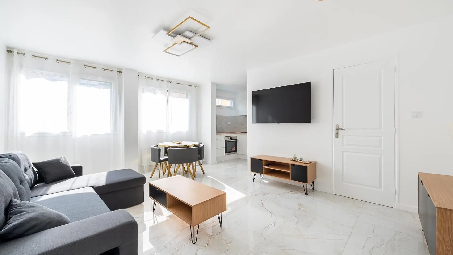 Appartement Au Centre De Paris