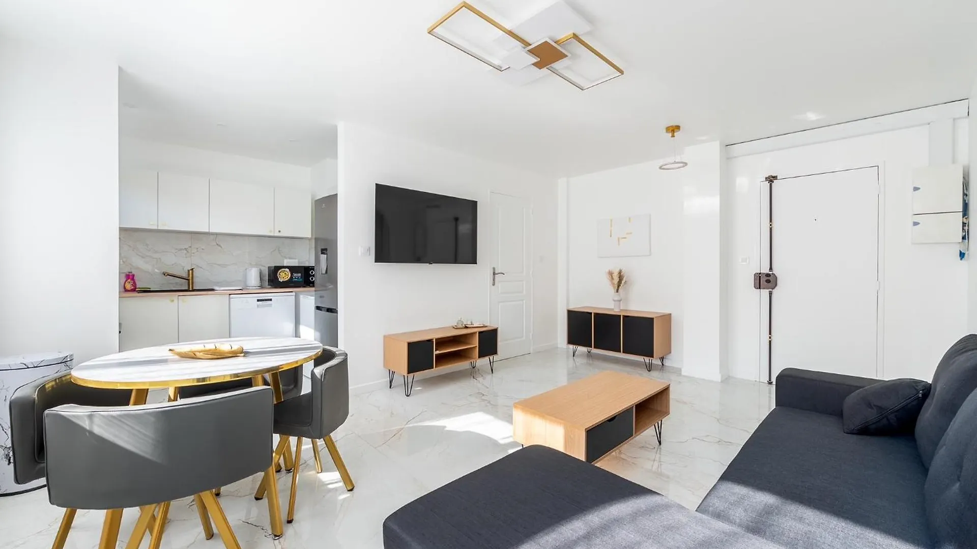 Appartement Au Centre De Paris